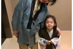 娱乐圈吃瓜爆料燕子,燕子吃瓜爆料，揭秘明星幕后故事